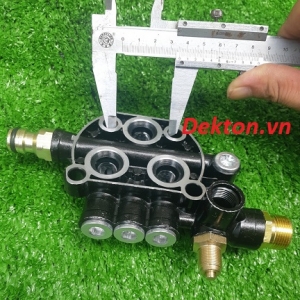 Nắp Đầu bơm máy rửa xe Dekton 2950, 2800, 3001, 3000
