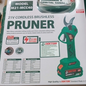 Kéo cắt cành dekton m21-mcc40 (chưa có pin sạc)